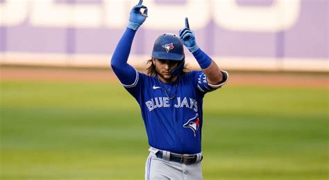 Bo Bichette says father Dante resigned from Blue。